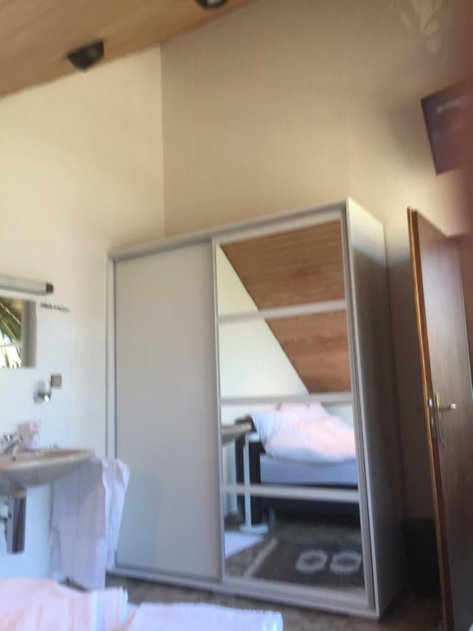 Duesseldorfer Privatzimmer Extérieur photo
